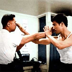 Bruce Lee and Dan Lee Finger Jab